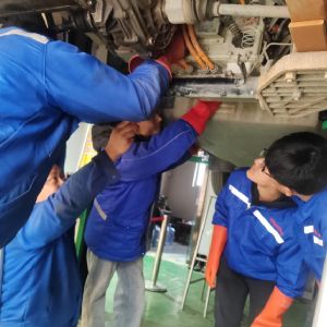 新能源空調和熱管理維修